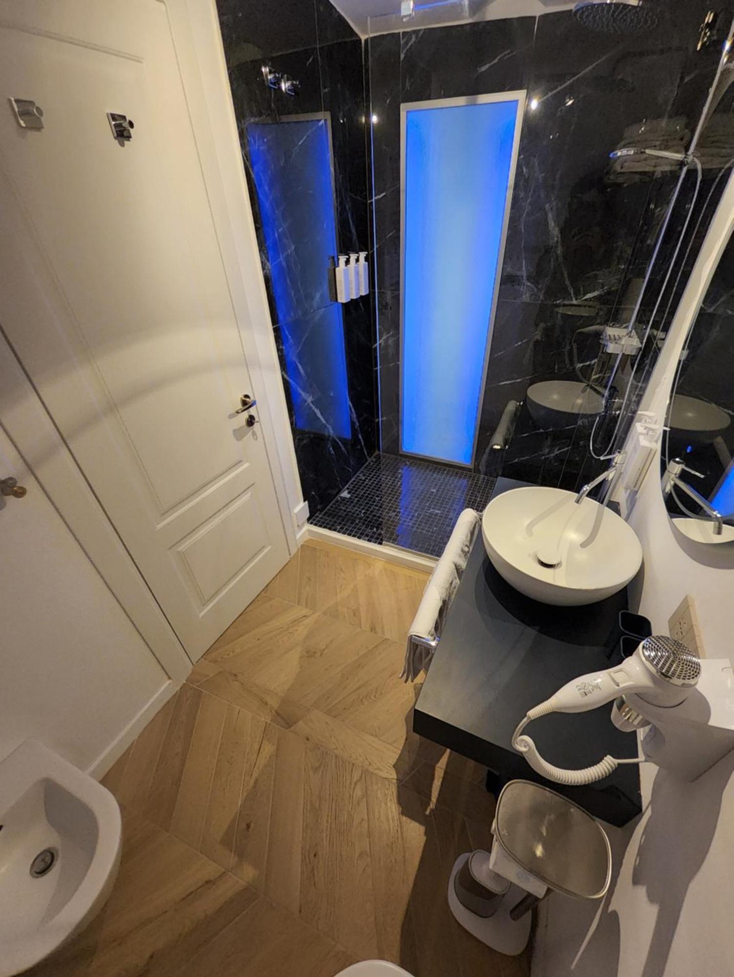 Rome Luxury Blue Suites- Love Esterno foto