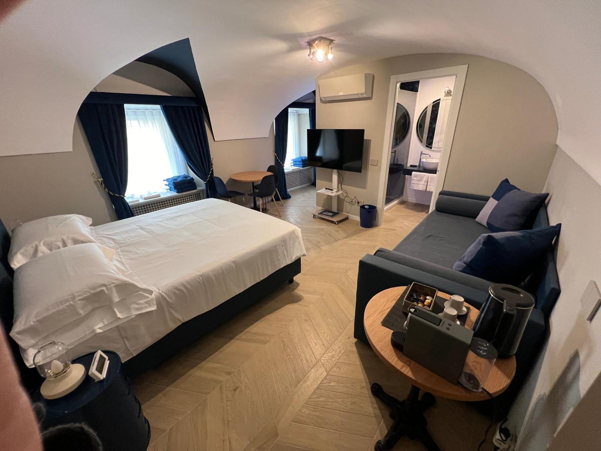 Rome Luxury Blue Suites- Love Esterno foto